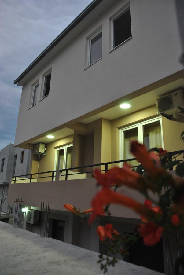 Haamel Apartment อุลซิน ภายนอก รูปภาพ