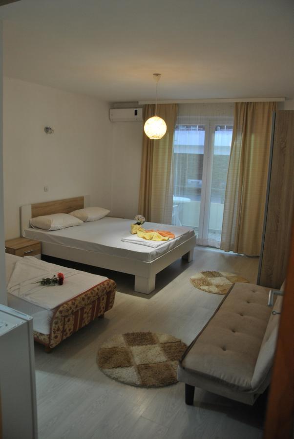 Haamel Apartment อุลซิน ภายนอก รูปภาพ